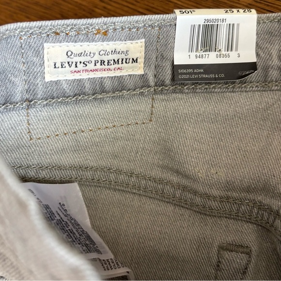 Levi's Premium 501 SKINNY WOMEN'S JEANS - Picture 6 of 11